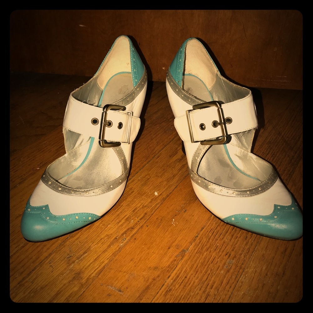 Vintage style Mary Jane Pumps💜